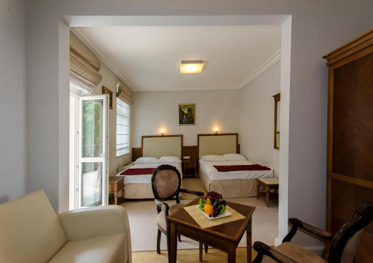 Hotel Apollo Darlowko Buitenkant foto